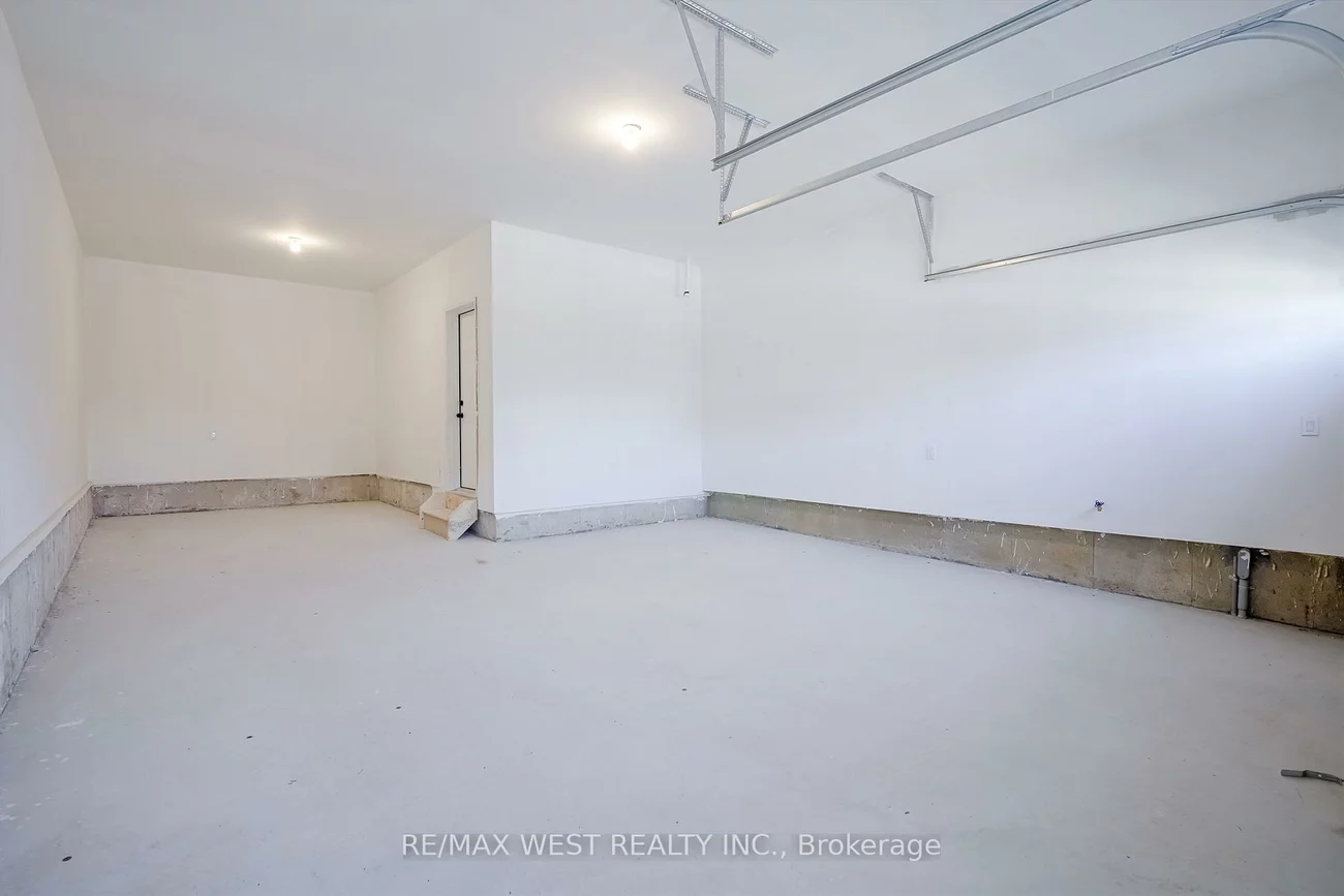 106, Silk Twist, Holland Landing, East Gwillimbury