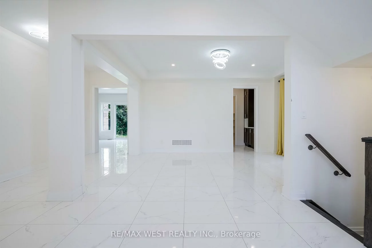 106, Silk Twist, Holland Landing, East Gwillimbury