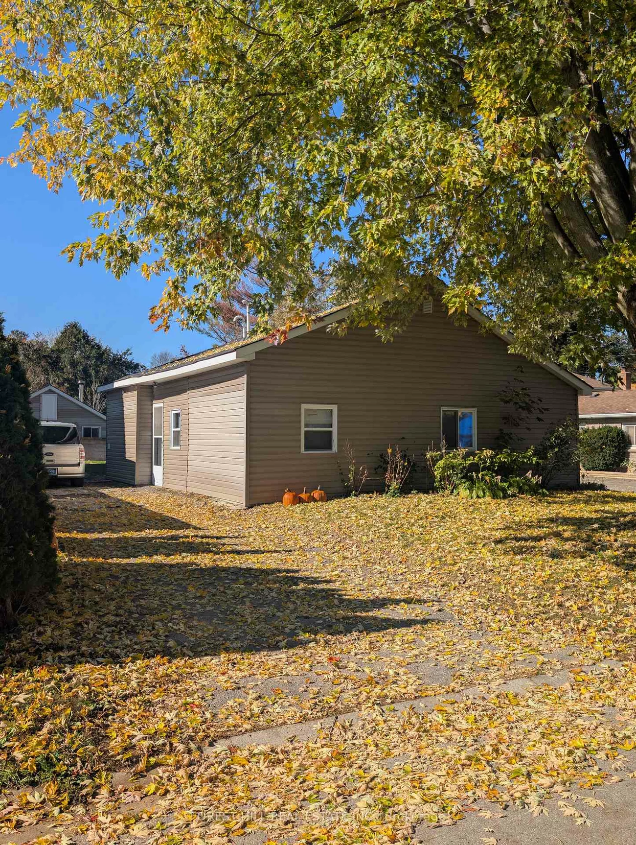 26, River, Holland Landing, East Gwillimbury