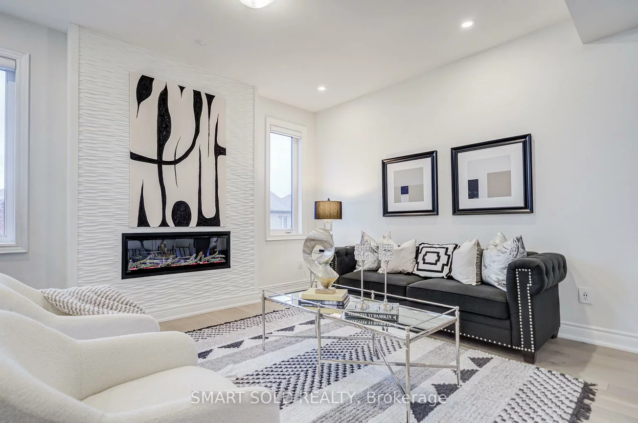 112, Carriage Shop, Queensville, East Gwillimbury