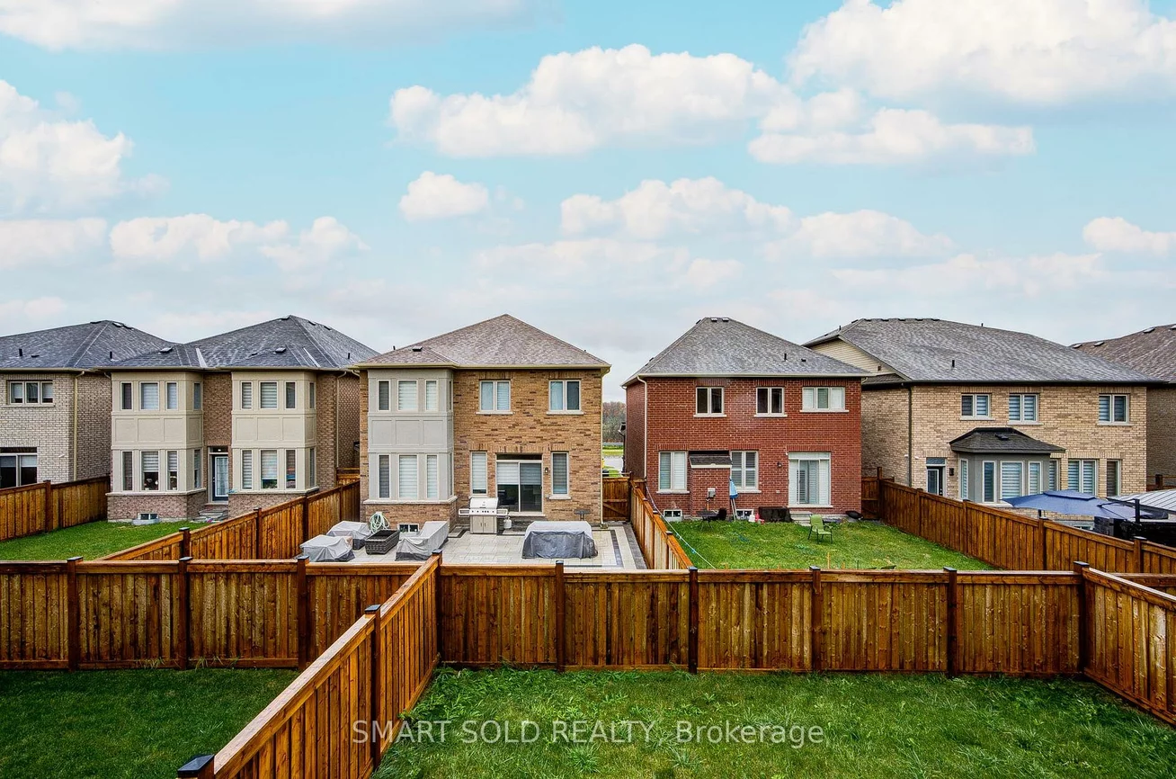 112, Carriage Shop, Queensville, East Gwillimbury