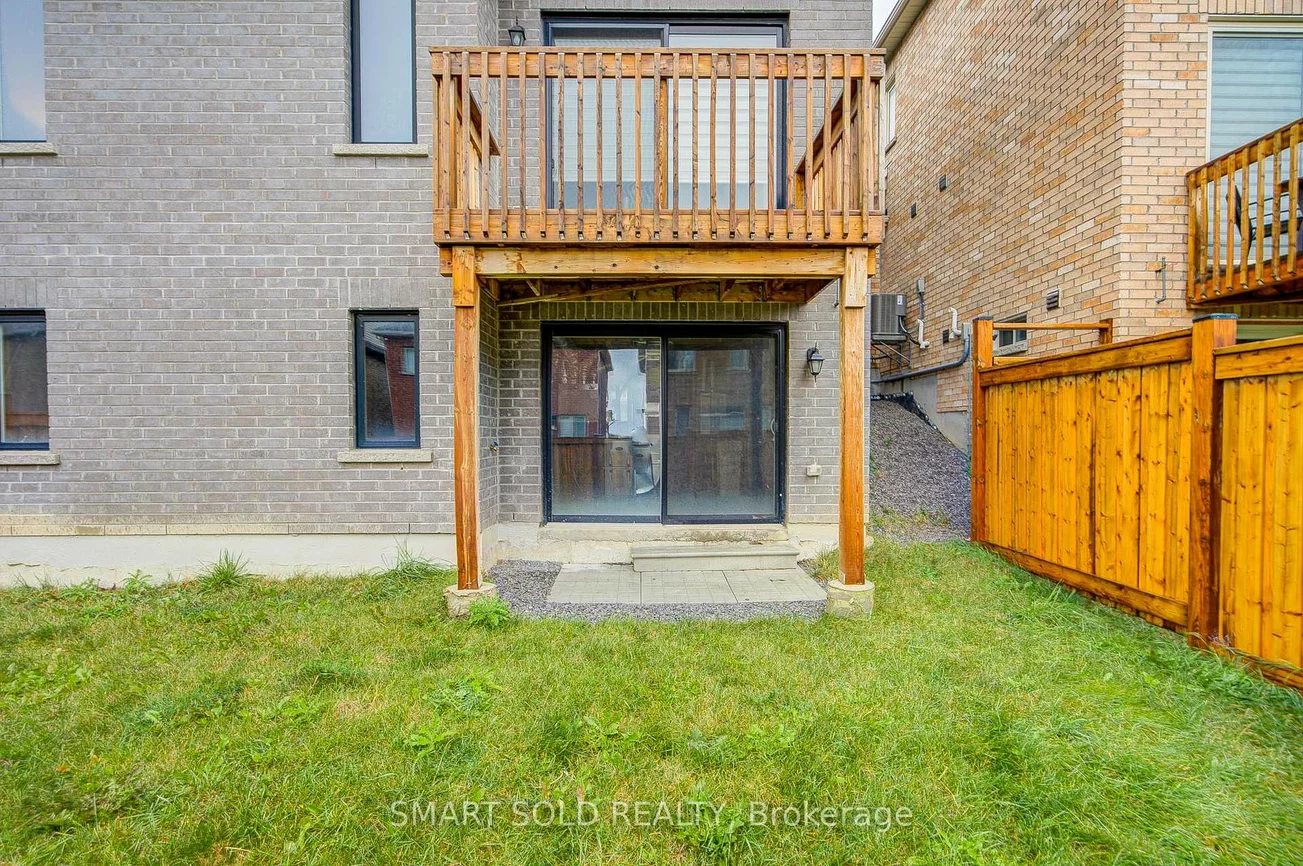 112, Carriage Shop, Queensville, East Gwillimbury