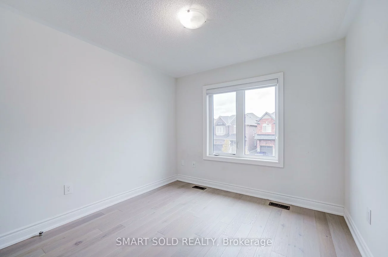 112, Carriage Shop, Queensville, East Gwillimbury