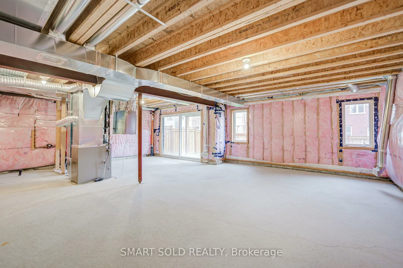 112, Carriage Shop, Queensville, East Gwillimbury