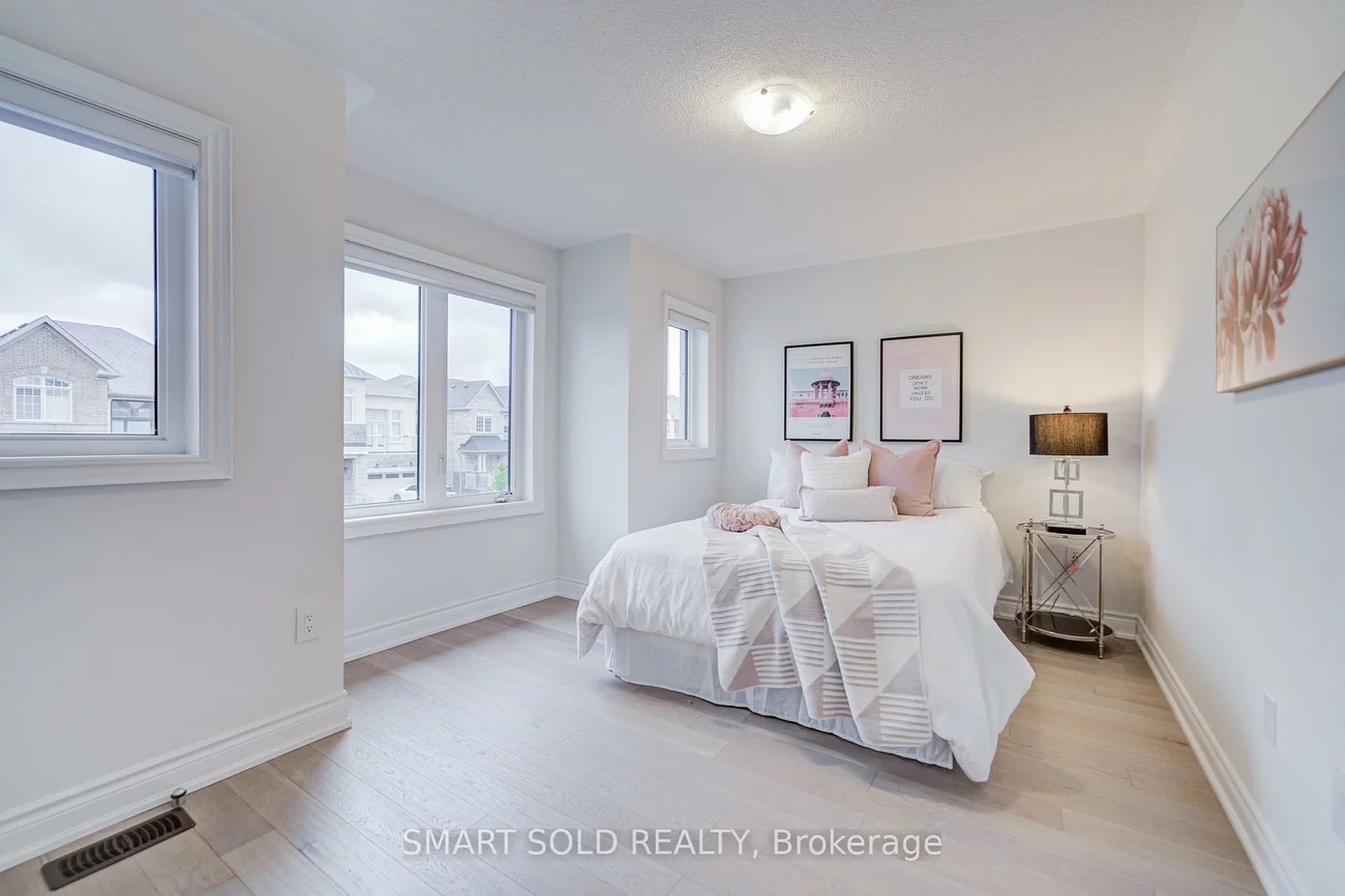 112, Carriage Shop, Queensville, East Gwillimbury