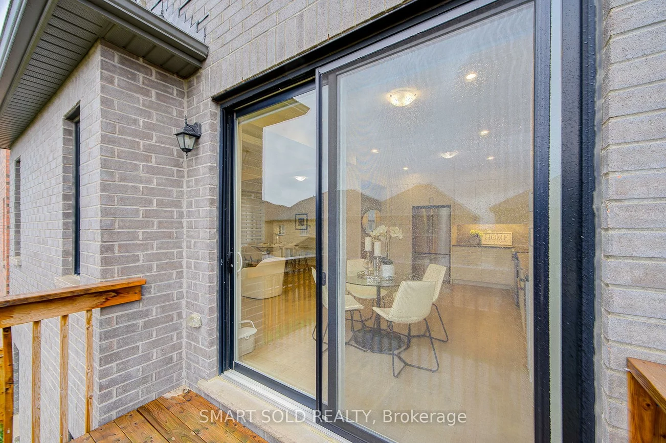 112, Carriage Shop, Queensville, East Gwillimbury