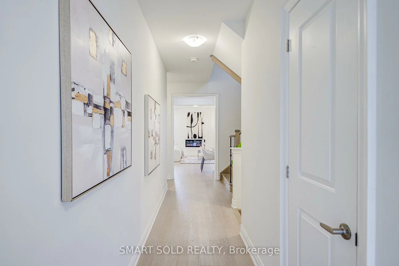 112, Carriage Shop, Queensville, East Gwillimbury