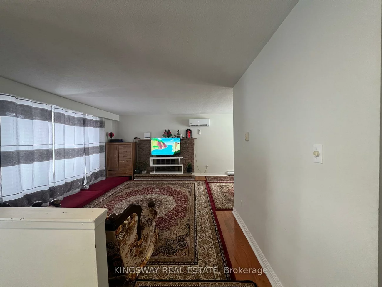 100, River, Holland Landing, East Gwillimbury