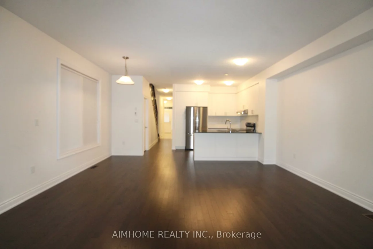 3, Terrain, Holland Landing, East Gwillimbury