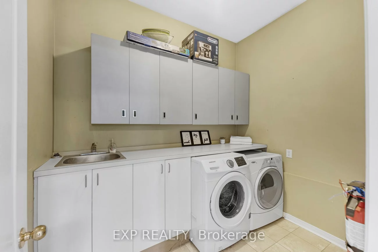 35, Viscount, Mt Albert, East Gwillimbury