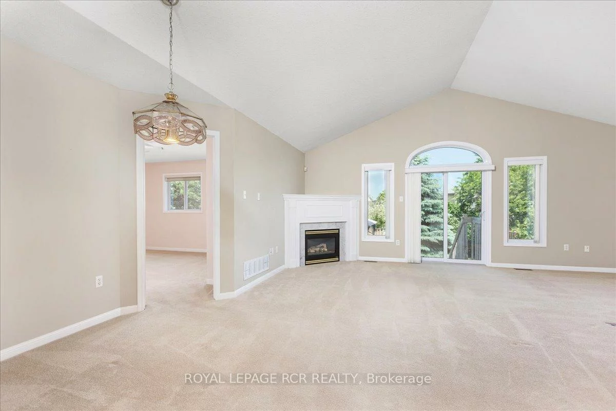 131, Mainprize, Mt Albert, East Gwillimbury