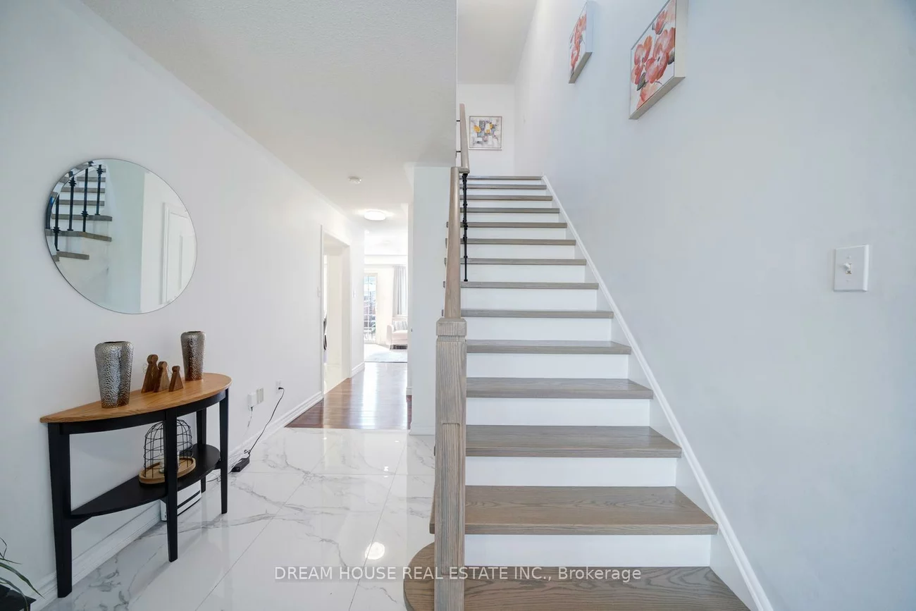 417, King, Mt Albert, East Gwillimbury