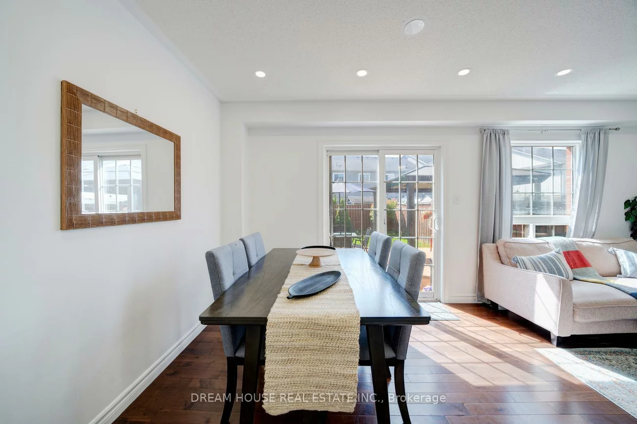 417, King, Mt Albert, East Gwillimbury