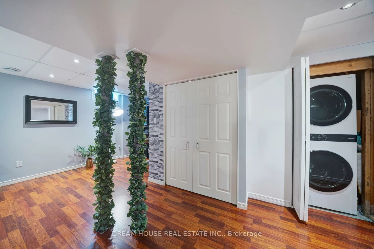 417, King, Mt Albert, East Gwillimbury