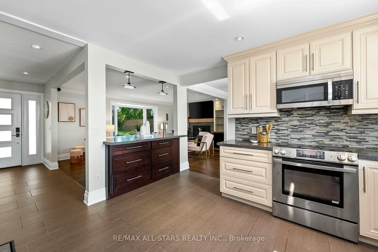 21002, Leslie, Rural East Gwillimbury, East Gwillimbury