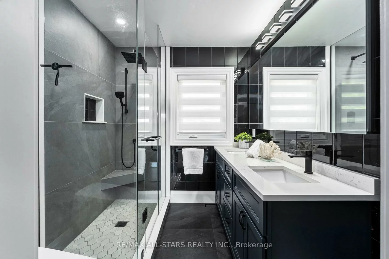 21002, Leslie, Rural East Gwillimbury, East Gwillimbury