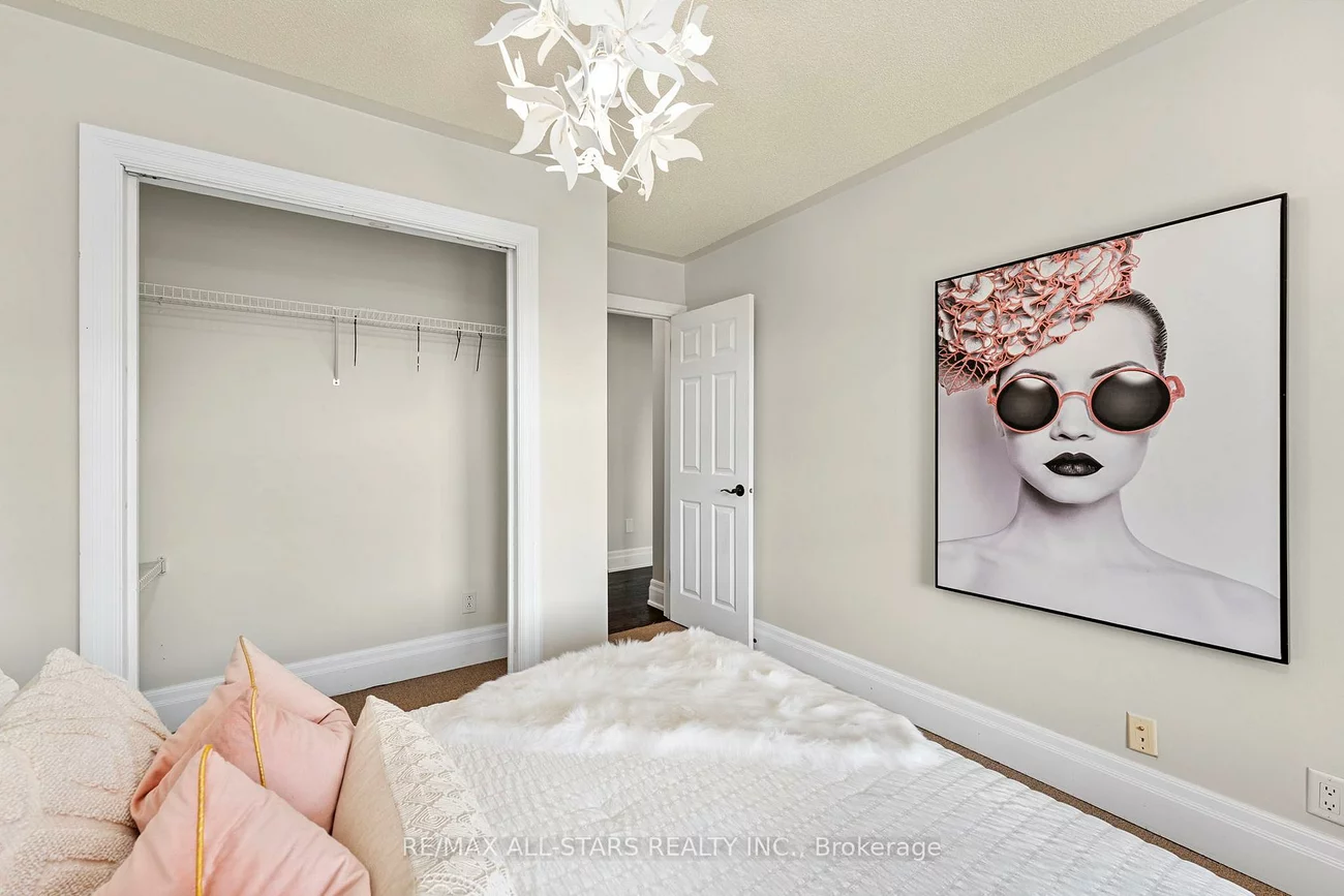 21002, Leslie, Rural East Gwillimbury, East Gwillimbury