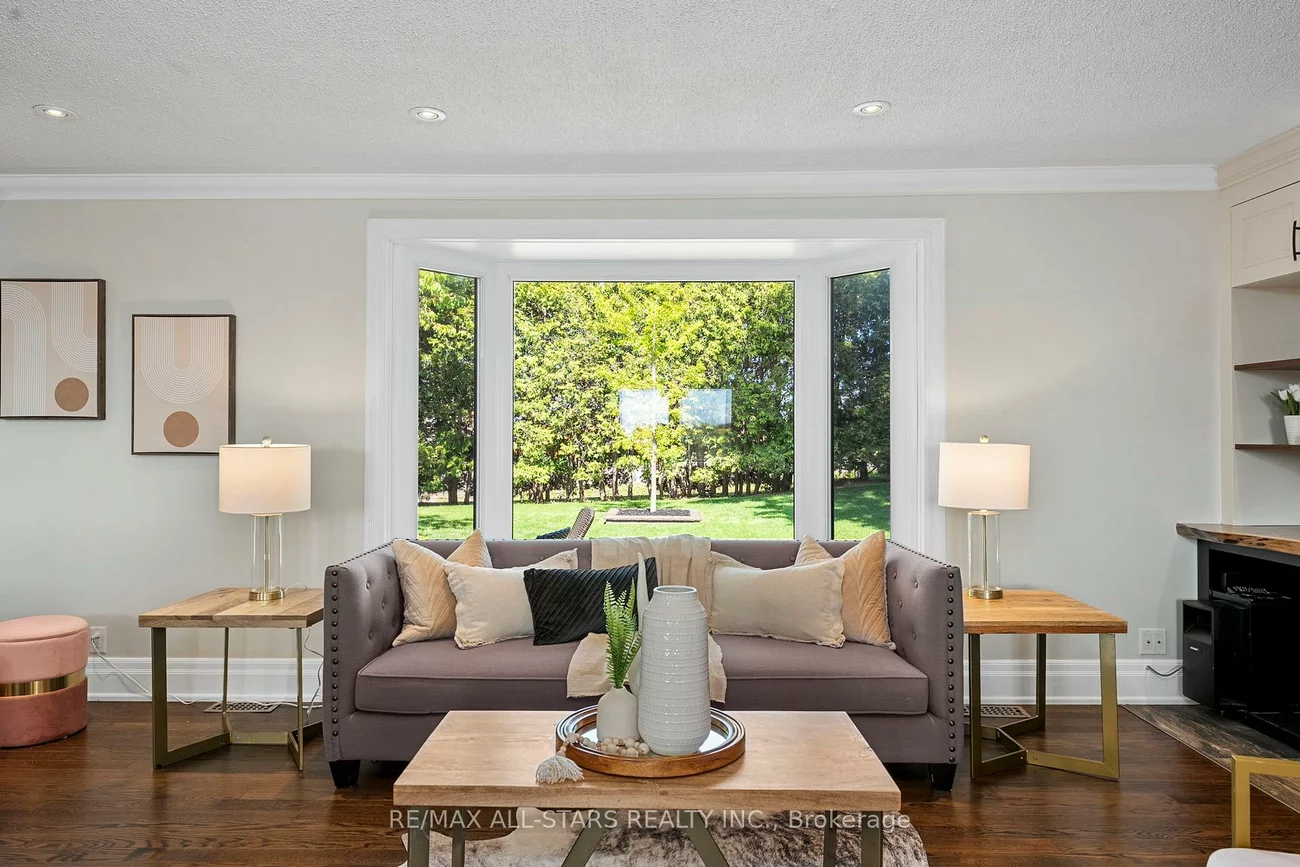 21002, Leslie, Rural East Gwillimbury, East Gwillimbury