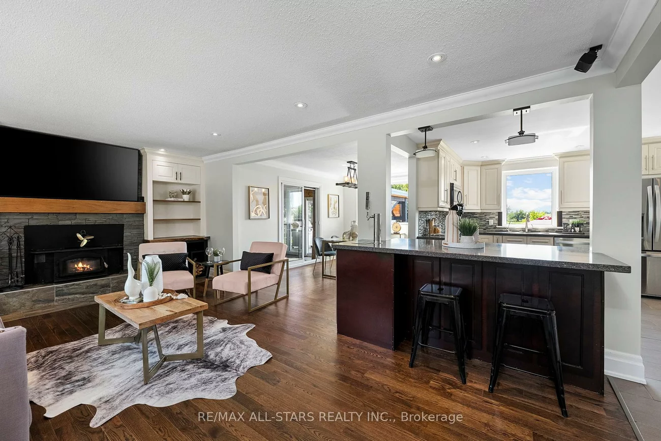 21002, Leslie, Rural East Gwillimbury, East Gwillimbury