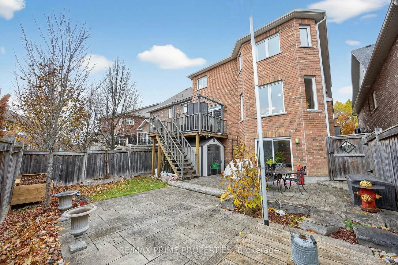 16, Don Rose, Mt Albert, East Gwillimbury