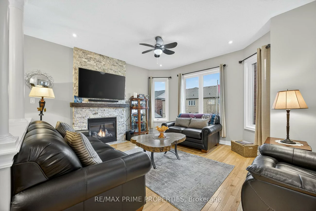 16, Don Rose, Mt Albert, East Gwillimbury