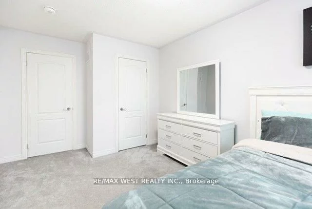 31, Frederick Taylor, Mt Albert, East Gwillimbury