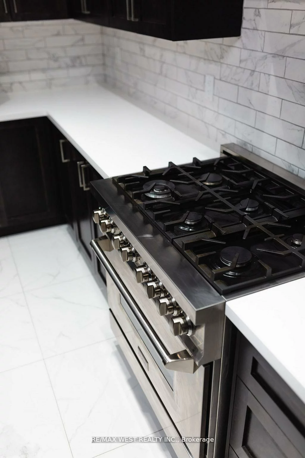 31, Frederick Taylor, Mt Albert, East Gwillimbury