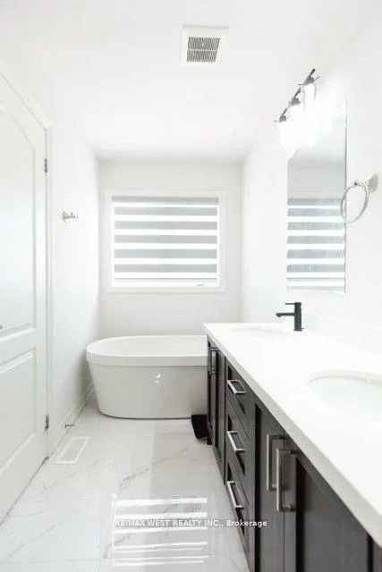 31, Frederick Taylor, Mt Albert, East Gwillimbury