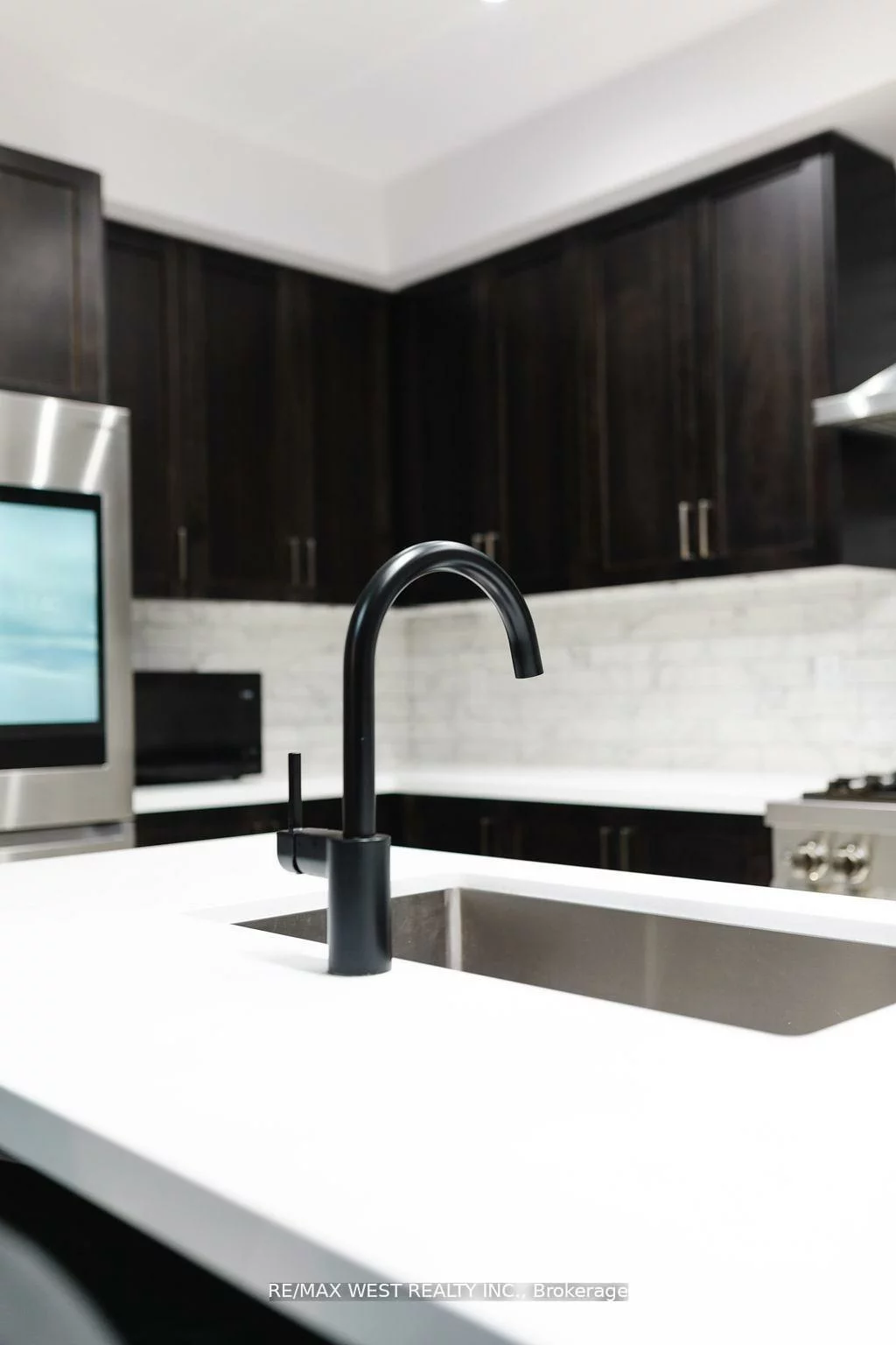 31, Frederick Taylor, Mt Albert, East Gwillimbury