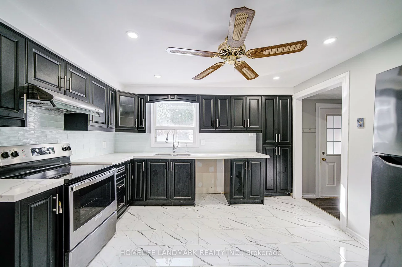 21654, Warden, Rural East Gwillimbury, East Gwillimbury