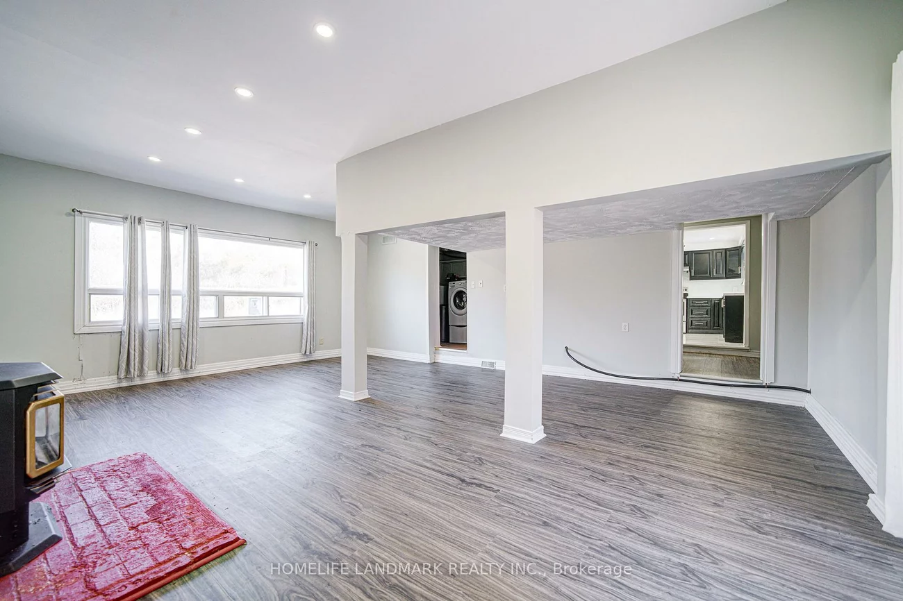 21654, Warden, Rural East Gwillimbury, East Gwillimbury