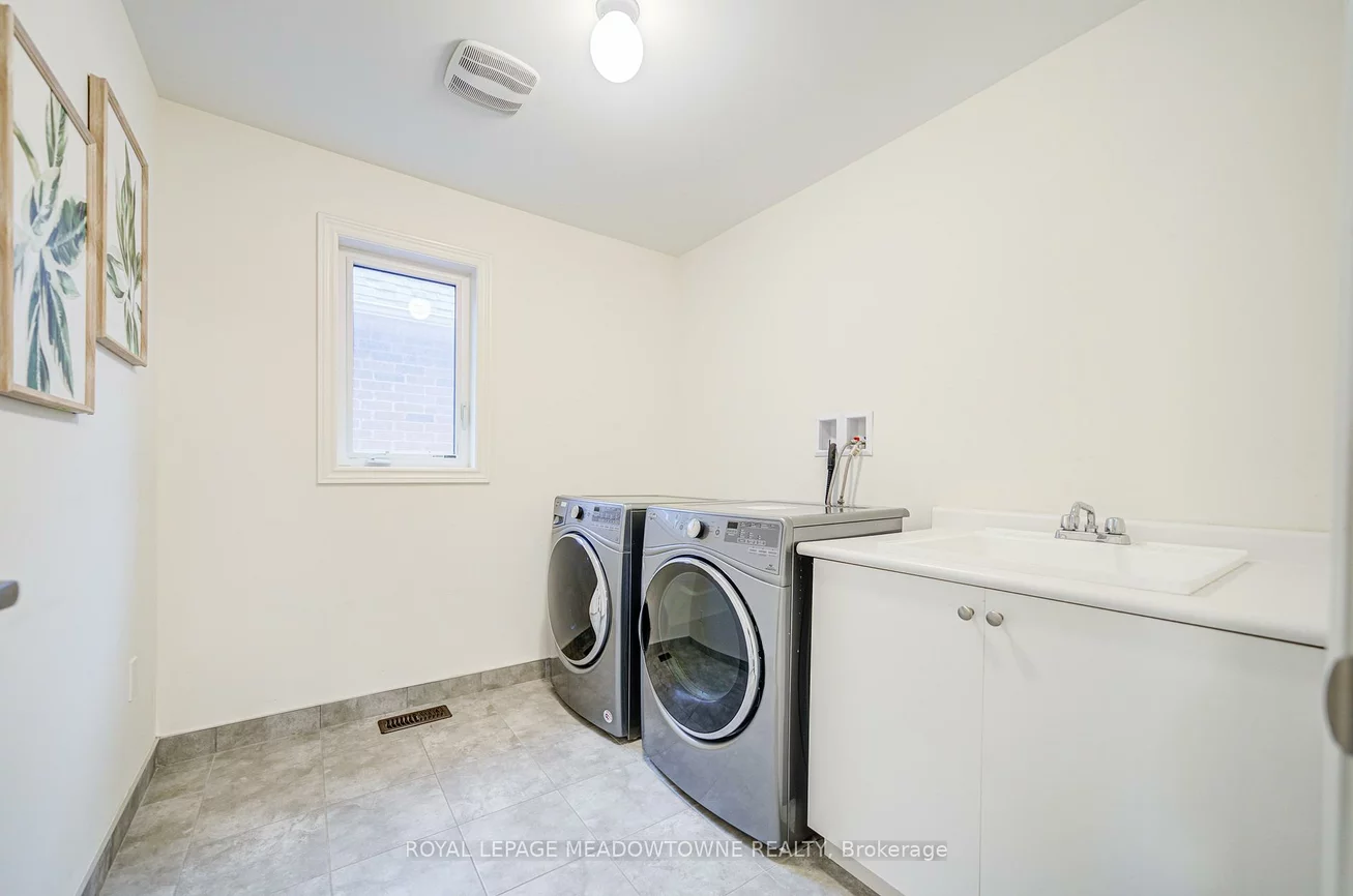 95, Beckett, Holland Landing, East Gwillimbury