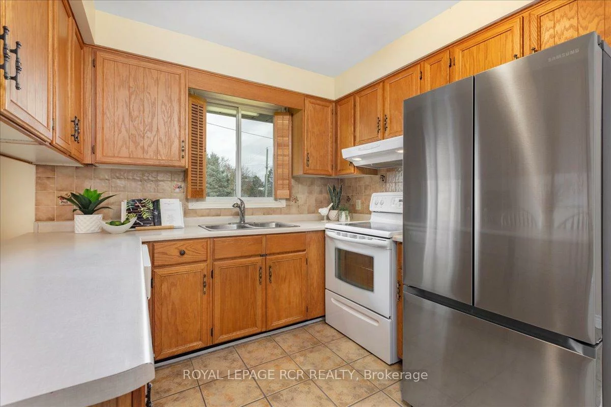 130, Peter, Holland Landing, East Gwillimbury