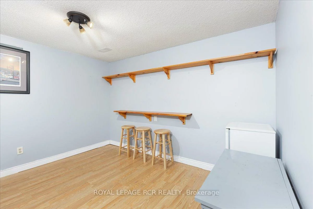 130, Peter, Holland Landing, East Gwillimbury