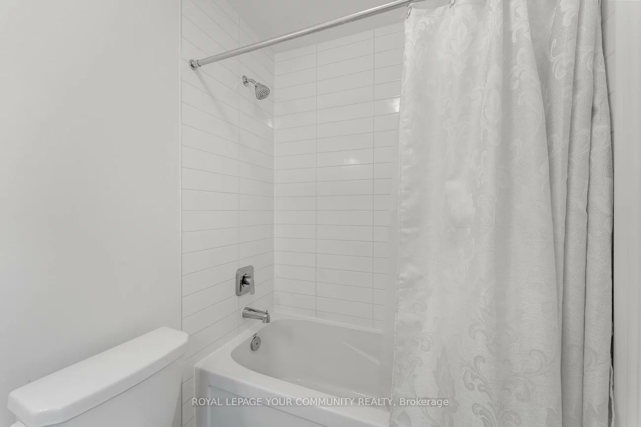 1, Byblos, Holland Landing, East Gwillimbury