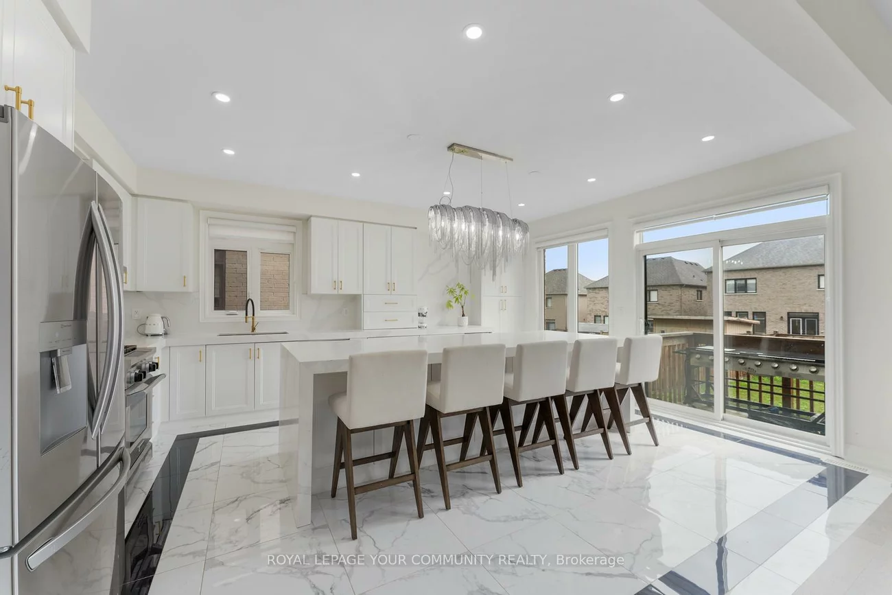 1, Byblos, Holland Landing, East Gwillimbury