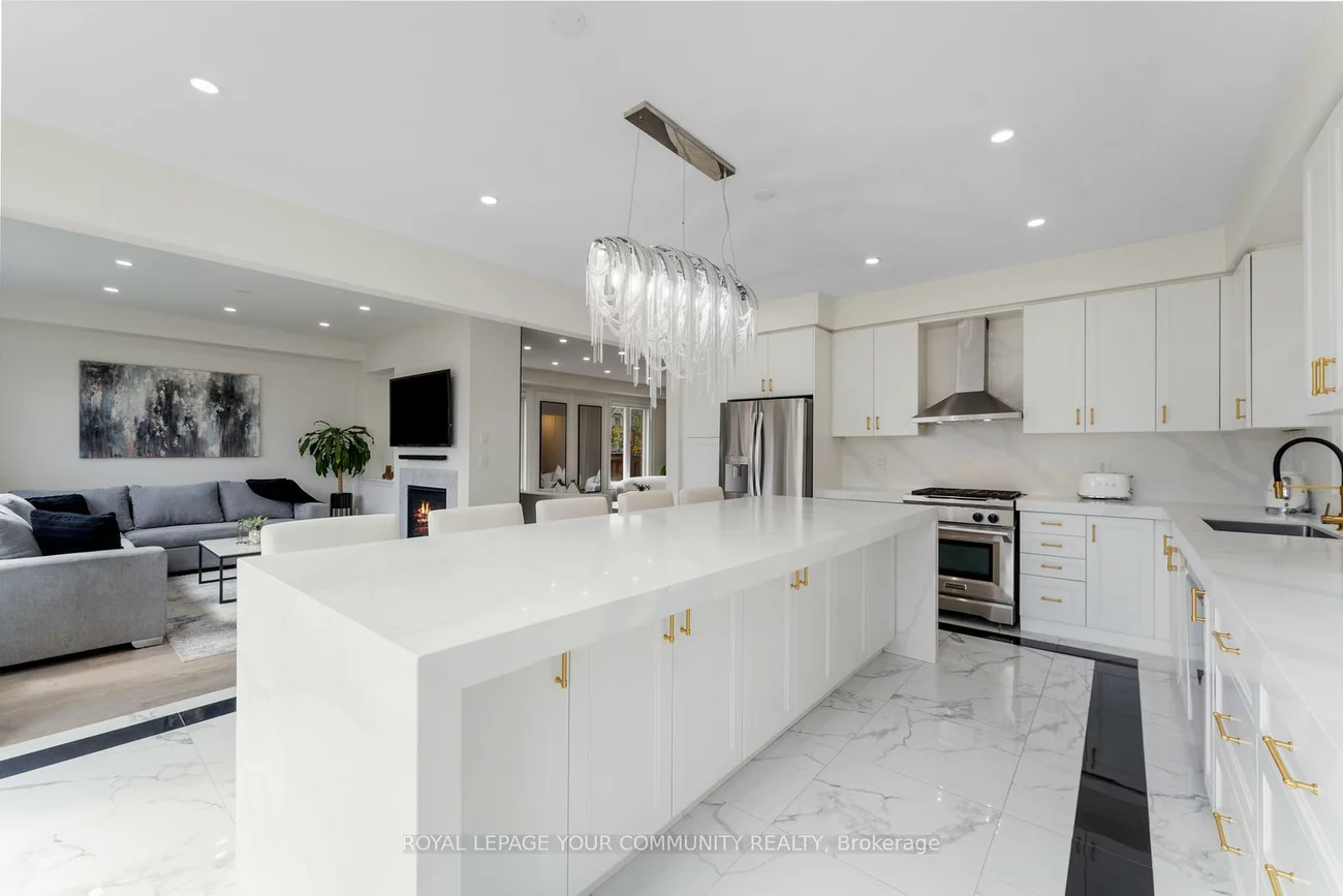 1, Byblos, Holland Landing, East Gwillimbury