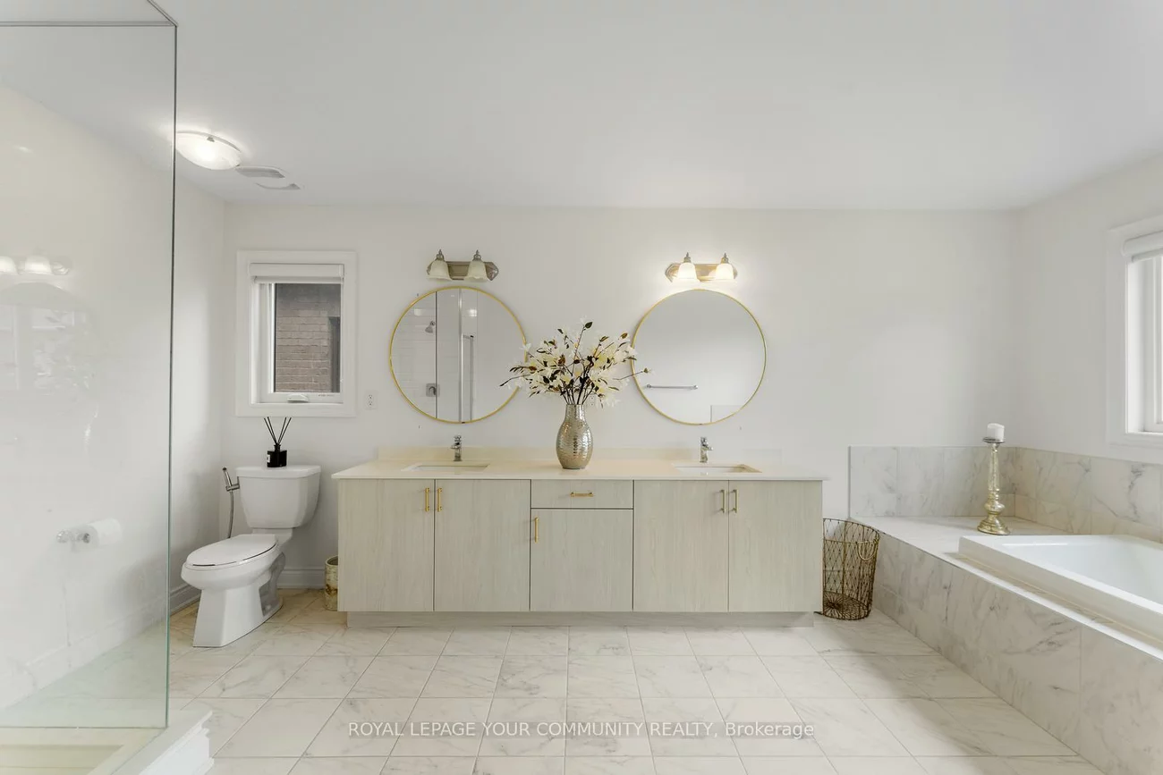 1, Byblos, Holland Landing, East Gwillimbury