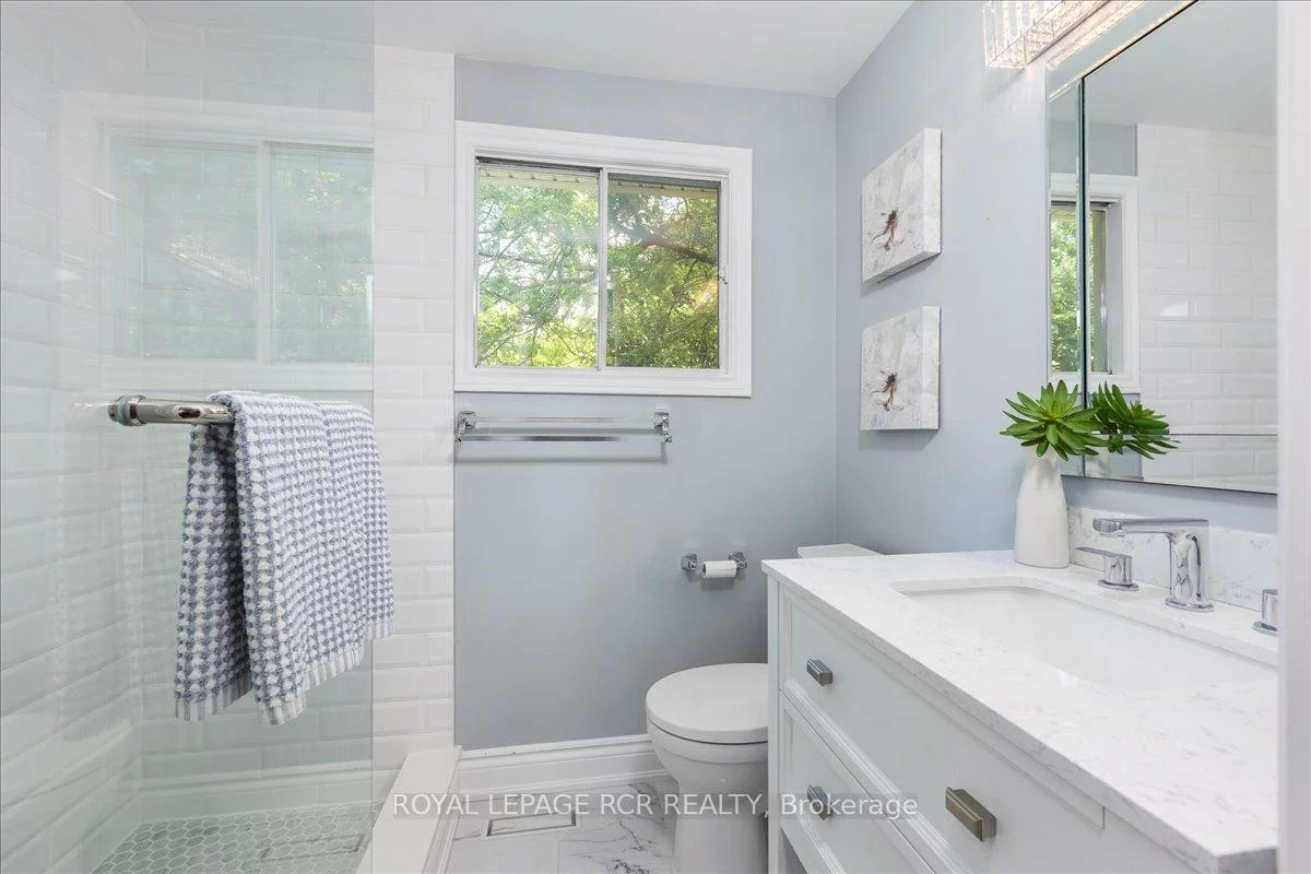 55, Valley Mills, Mt Albert, East Gwillimbury