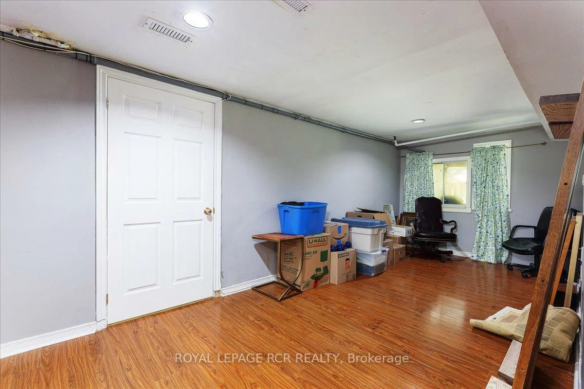 55, Valley Mills, Mt Albert, East Gwillimbury