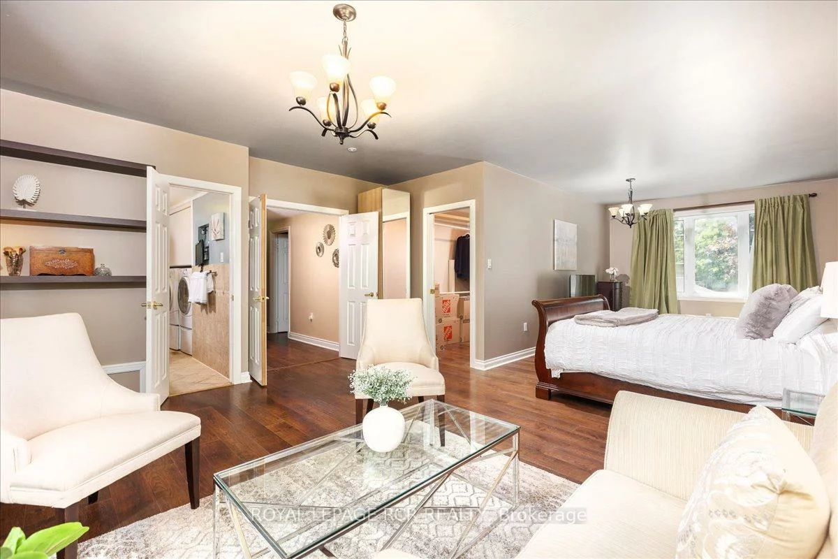 55, Valley Mills, Mt Albert, East Gwillimbury