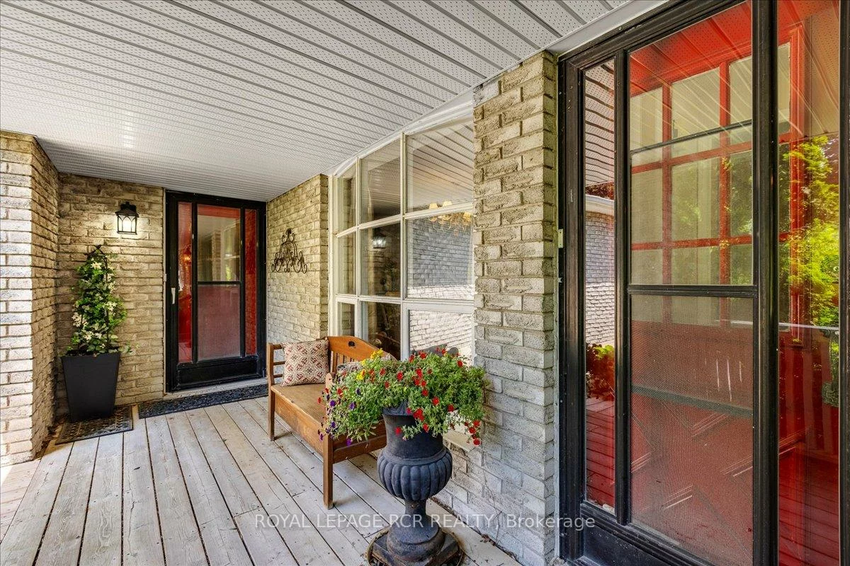 55, Valley Mills, Mt Albert, East Gwillimbury