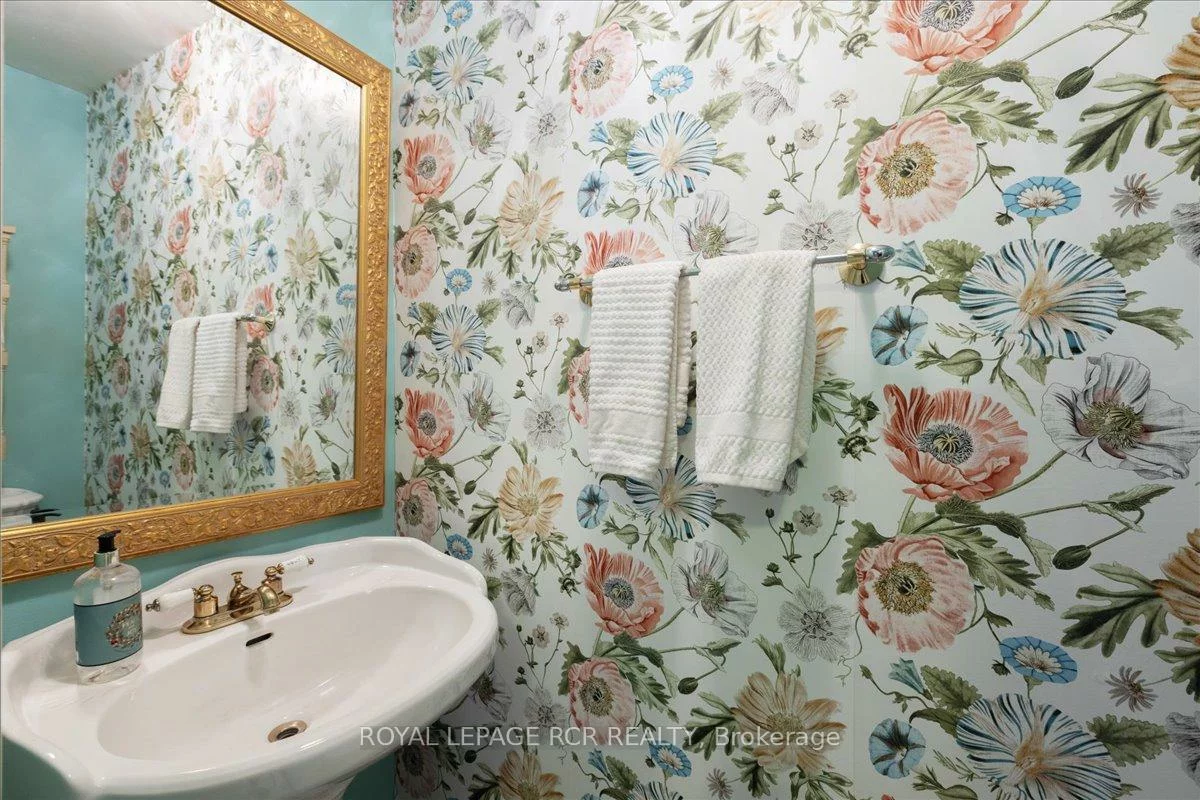 55, Valley Mills, Mt Albert, East Gwillimbury