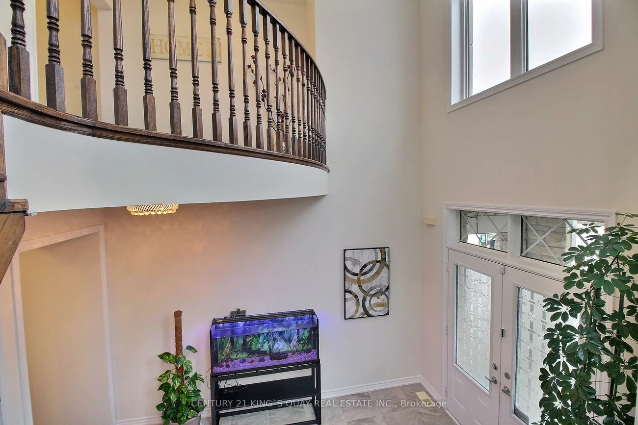 45, Chessington, Queensville, East Gwillimbury