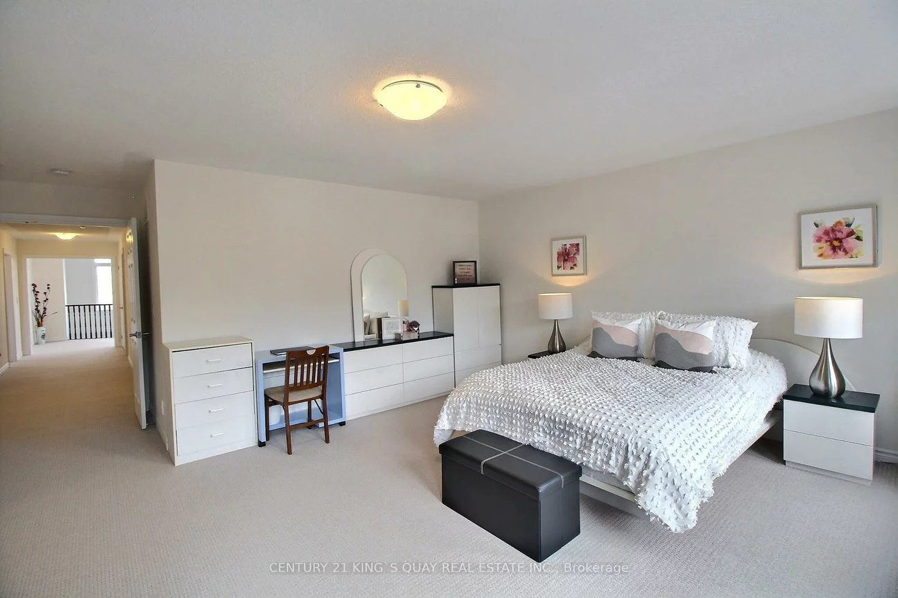 45, Chessington, Queensville, East Gwillimbury