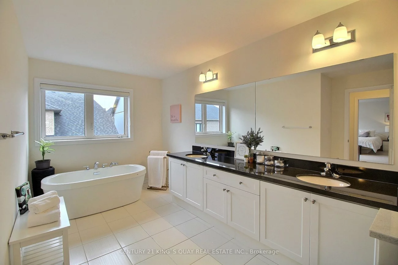 45, Chessington, Queensville, East Gwillimbury