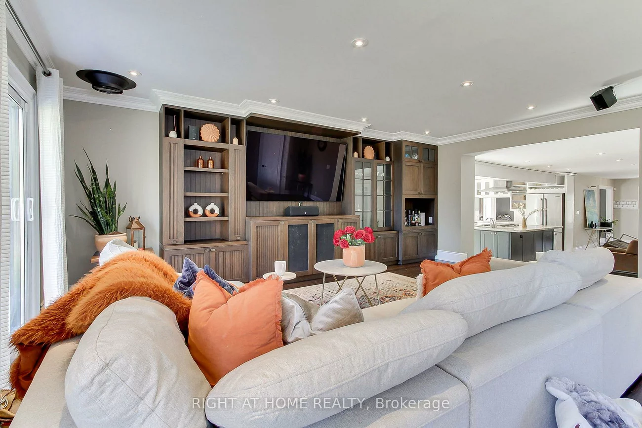 45, Pleasant, Holland Landing, East Gwillimbury