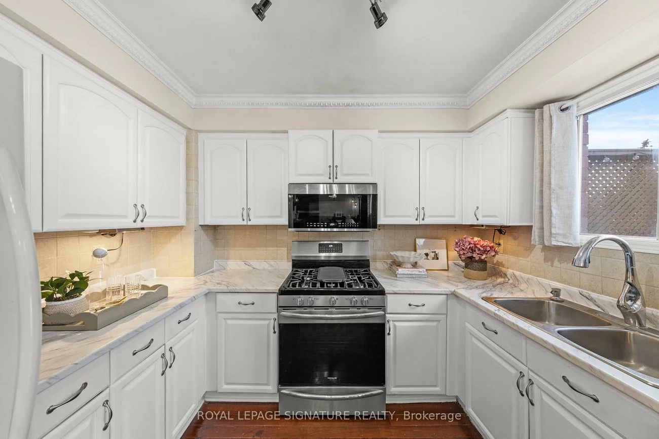 1, Forrestwood, Holland Landing, East Gwillimbury