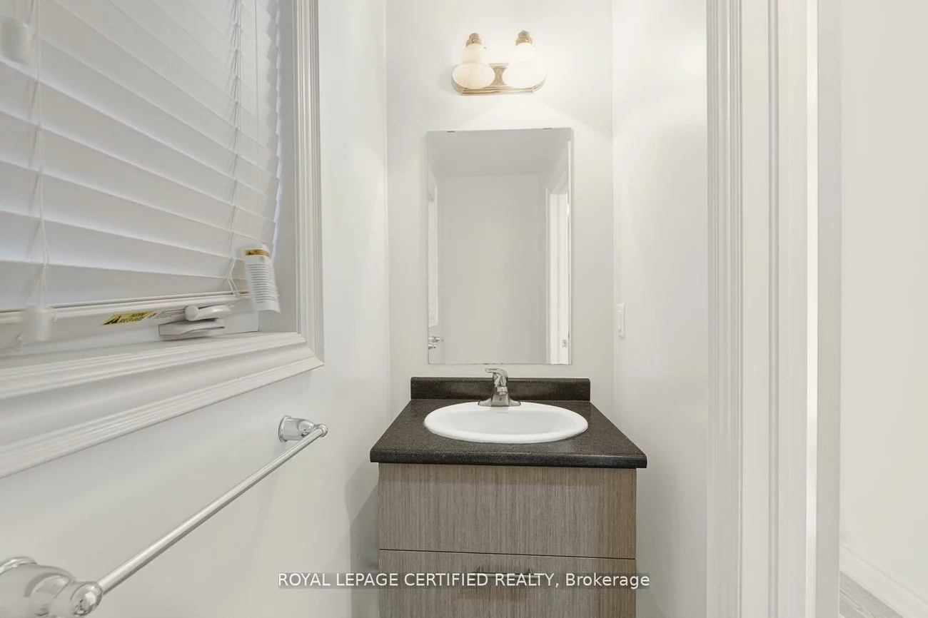 46, Deer Pass, Sharon, East Gwillimbury