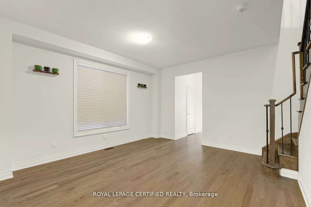 46, Deer Pass, Sharon, East Gwillimbury